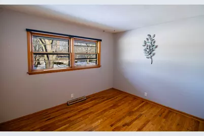 100 Warren Place, Dekalb, IL 60115 - Photo 15