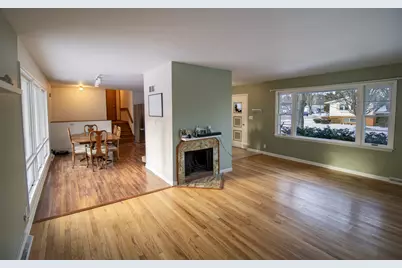 100 Warren Place, Dekalb, IL 60115 - Photo 3