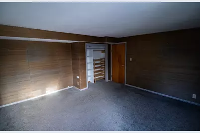 100 Warren Place, Dekalb, IL 60115 - Photo 23