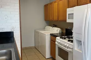 423 James Ct, Glendale Heights, IL 60139 - Photo 9