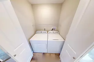 513 St George St, Ottawa, IL 61350 - Photo 11