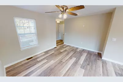 513 St George Street, Ottawa, IL 61350 - Photo 3