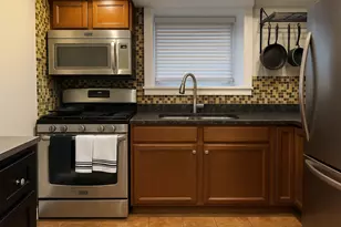 207 W Quincy St, Riverside, IL 60546 - Photo 7