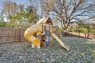 1212 Century Oaks Dr, Elgin, IL 60123 - Photo 33