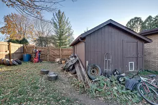 1212 Century Oaks Dr, Elgin, IL 60123 - Photo 29