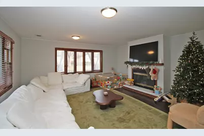 33 Johnathan Road, Lake Zurich, IL 60047 - Photo 11