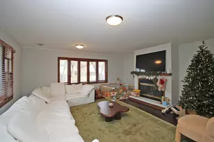 33 Johnathan Rd, Lake Zurich, IL 60047 - Photo 11