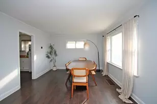 33 Johnathan Rd, Lake Zurich, IL 60047 - Photo 5