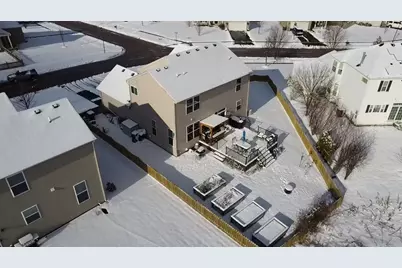 2732 Woodworth Avenue, Woodstock, IL 60098 - Photo 7