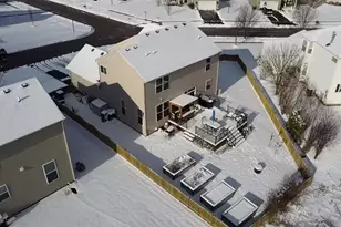 2732 Woodworth Ave, Woodstock, IL 60098 - Photo 7