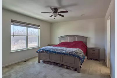 2732 Woodworth Avenue, Woodstock, IL 60098 - Photo 17