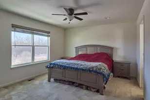 2732 Woodworth Ave, Woodstock, IL 60098 - Photo 17