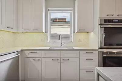 1627 N Campbell Avenue #1, Chicago, IL 60647 - Photo 11