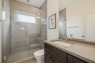 1627 N Campbell Ave, Chicago, IL 60647 - Photo 17