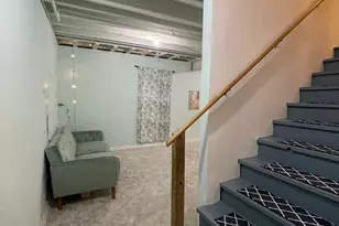 200 W Thacker St, Hoffman Estates, IL 60169 - Photo 5