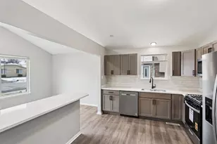 3348 Willow Ln, Markham, IL 60428 - Photo 13