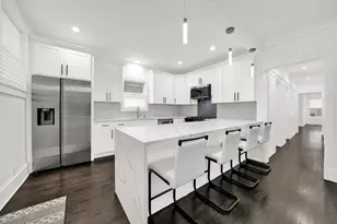 7644 S Constance Ave, Chicago, IL 60649 - Photo 9