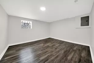 7644 S Constance Ave, Chicago, IL 60649 - Photo 25