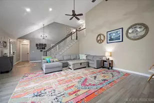 1318 Fairfield Way, North Aurora, IL 60542 - Photo 9