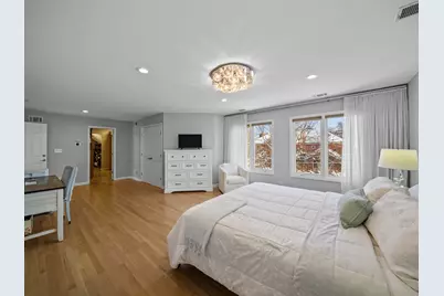 1437 Sunset Ridge Road, Glenview, IL 60025 - Photo 31