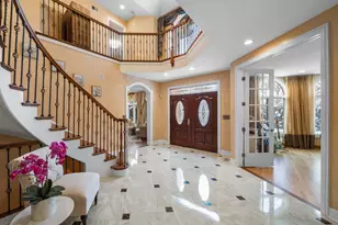 1437 Sunset Ridge Rd, Glenview, IL 60025 - Photo 3