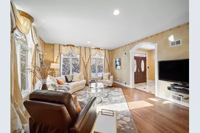 1437 Sunset Ridge Road, Glenview, IL 60025 - Photo 9