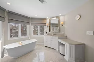 1437 Sunset Ridge Rd, Glenview, IL 60025 - Photo 35