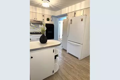 2308 Oakton Street #1, Park Ridge, IL 60068 - Photo 7