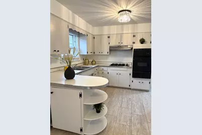 2308 Oakton Street #1, Park Ridge, IL 60068 - Photo 5