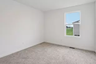 5017 Yates Dr, Racine, WI 53403 - Photo 27