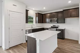 5017 Yates Dr, Racine, WI 53403 - Photo 3