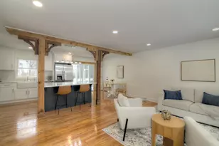 4818 Strong Rd, Crystal Lake, IL 60014 - Photo 5