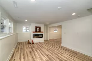 4818 Strong Rd, Crystal Lake, IL 60014 - Photo 15