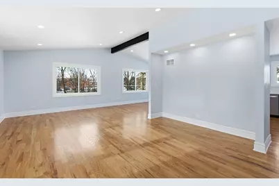 134 Lunt Avenue, Schaumburg, IL 60193 - Photo 11