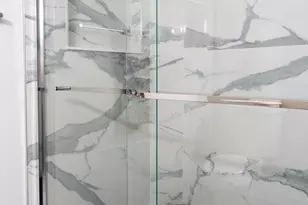 325 Roger Rd, Darien, IL 60561 - Photo 17