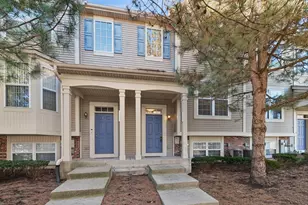 31754 N Pineview Blvd, Lakemoor, IL 60051 - Photo 1