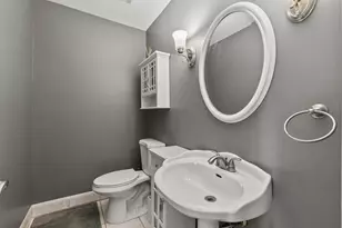 401 69th St, Darien, IL 60561 - Photo 11