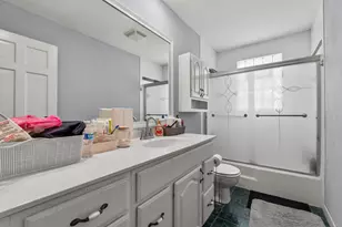 401 69th St, Darien, IL 60561 - Photo 17