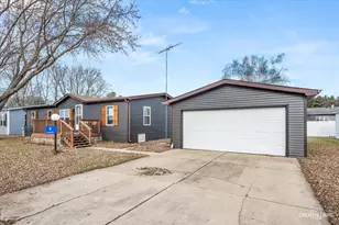 9 Chrissy Dr, Sandwich, IL 60548 - Photo 1