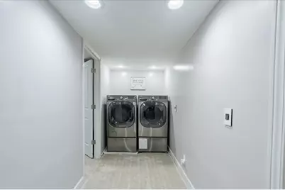 607 Old Farm Road, Bloomington, IL 61704 - Photo 31