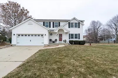 607 Old Farm Road, Bloomington, IL 61704 - Photo 1