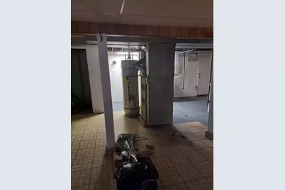 104 E 150th Street E, Harvey, IL 60426 - Photo 19