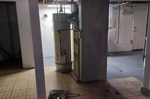 104 E 150th Street E, Harvey, IL 60426 - Photo 19