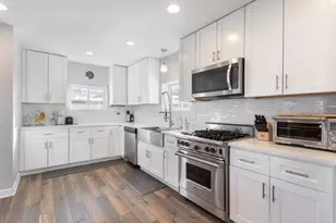 8334 Harding Ave, Skokie, IL 60076 - Photo 5