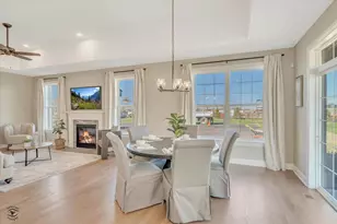 19157 Buncrana Cir, Tinley Park, IL 60487 - Photo 9