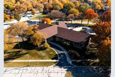 532 E Devon Avenue, Roselle, IL 60172 - Photo 19