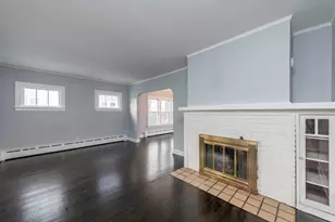 1318 N Jackson St, Waukegan, IL 60085 - Photo 5