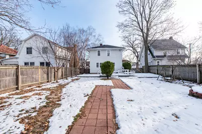 1318 N Jackson Street, Waukegan, IL 60085 - Photo 31