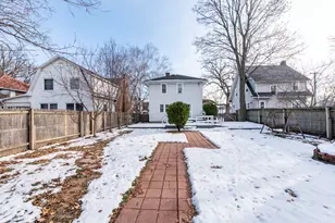 1318 N Jackson St, Waukegan, IL 60085 - Photo 31