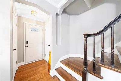 10714 S Calumet Avenue, Chicago, IL 60628 - Photo 3